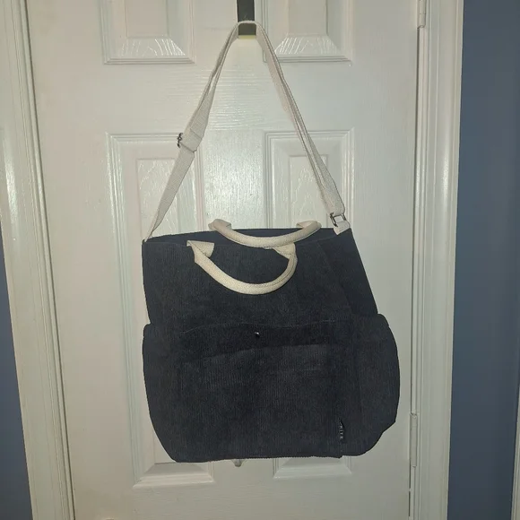 A Woman's Black Corduory Tote Bag By Prite** - Picture 3 of 7